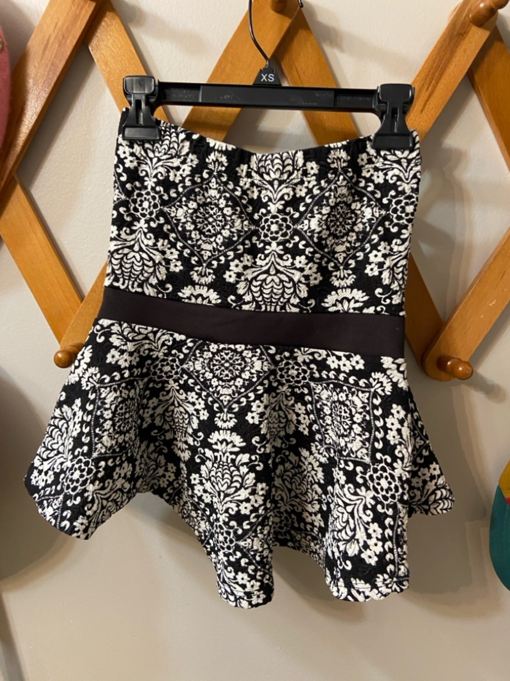 Strapless Top - Picture 6 of 6